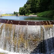 魚津に行ったら是非！！　水の美しさと人間の欲の恐ろしさを感じる円筒分水