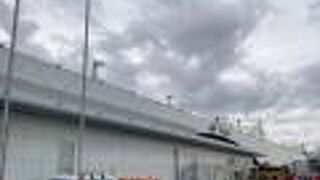 東名高速道路のサービスエリア