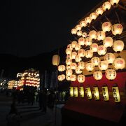 夜は伊奈波神社に山車が集結