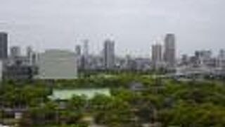 大阪城内にある神社です