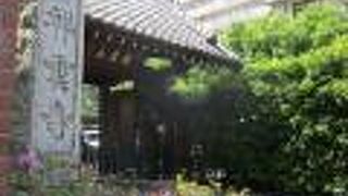 広尾商店街の突き当たり