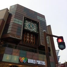 ワールドポーターズビブレ