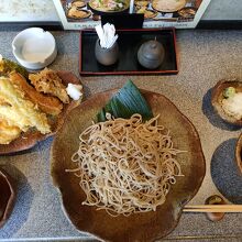 天ざる(大盛)２１００円