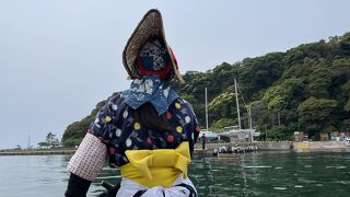 たらい舟とモーターボートで行くクルーズ