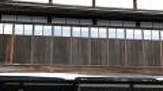 蔵が建ち並ぶ！