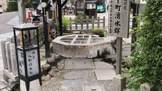 松本市内の湧水の中では一番と思います。