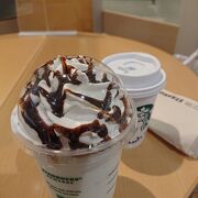 新千歳空港のスターバックス三階