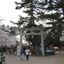 青森県護国神社二の鳥居