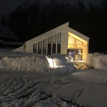 白金インフォメーションセンター