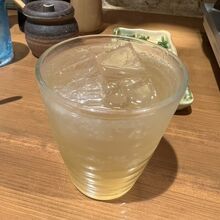 シークワーサー梅酒ソーダ割り