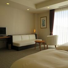 ツインルーム、43平米という贅沢なサイズです