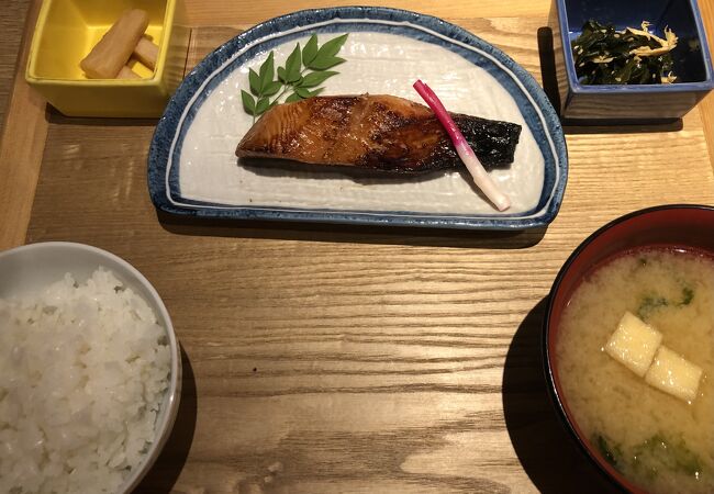 カウンター風のお席