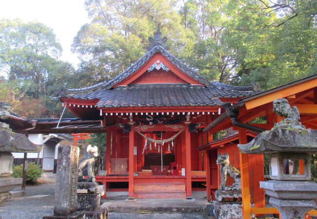 萩尾稲荷神社
