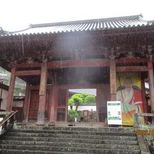 立派なお寺だった