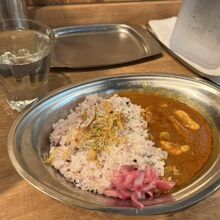 スパイシーチキンカレー