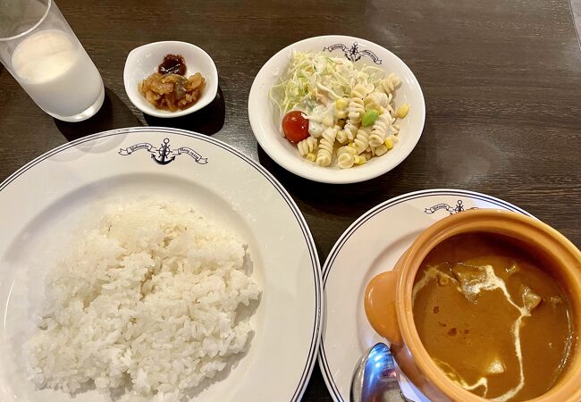 横須賀名物の海軍カレー