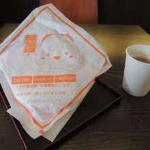 定番の角煮まんじゅうを