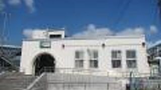 1926（大正15）年の開業当時から残る駅舎も見所