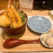 天丼と出汁茶漬け、両方楽しめます