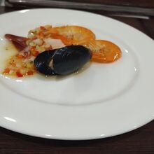 丸バル 北海道食市場 丸海屋バル