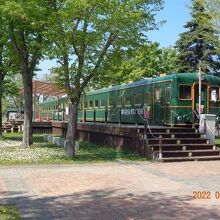 鉄道記念広場の客車