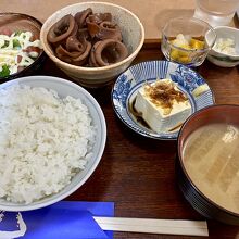 イカ大根の煮付け定食