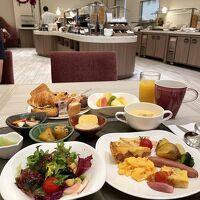 ５F『カフェクロスヤード』の朝食ブッフェ