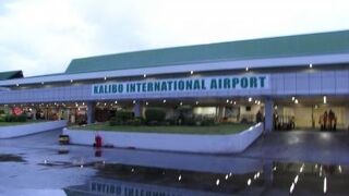 カリボ国際空港 (KLO)