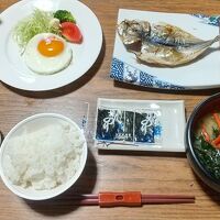 朝食