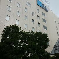 土浦駅の東口、駅前にあります。