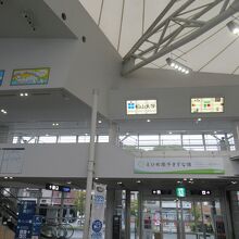 松山観光港フェリーターミナル