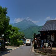 由布院のメイン通り