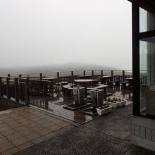 本来は良い景色のはず…