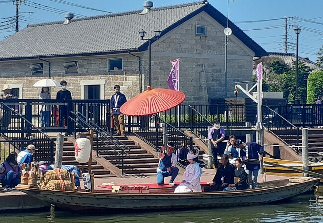 「嫁入り船」の花嫁さんのルートが変わっていました。