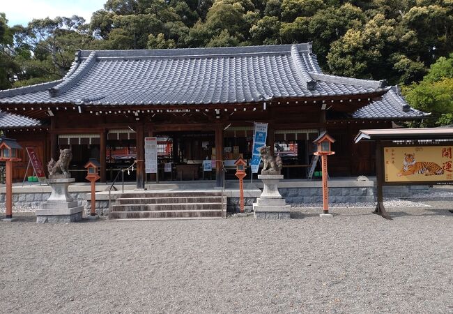 宝来山神社