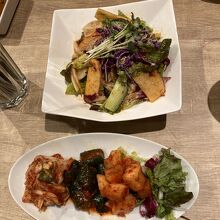 今風アレンジ韓国料理でしたがまあまあです