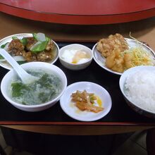 鶏の甘酢あんかけ定食。