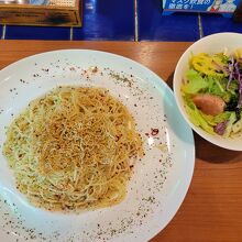 しらすとアンチョビのパスタ