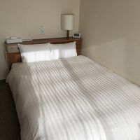 ダブルルーム室内