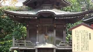 浅草寺境内の金龍権現