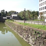 旧江戸城の清水門に通じる土橋