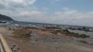 とっても小さいです。