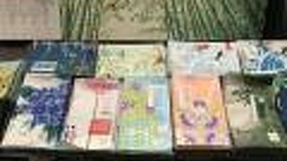 京都らしい柄の商品が多く、京都土産におすすめ