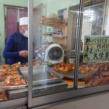 入り口の大学芋が美味しい