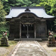 有子山稲荷神社本殿