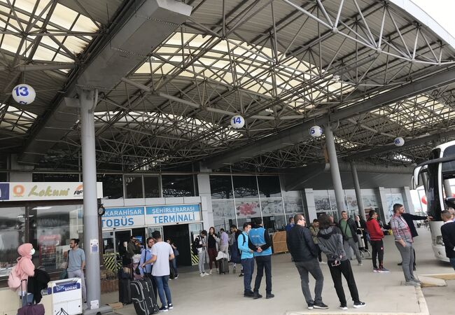 市バスかミニバスで市内へ