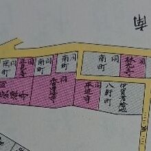 江戸時代の絵地図に、本迹寺の記載が確認できます。古いお寺です