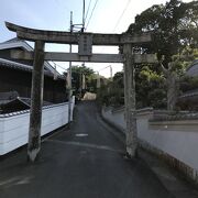 鶴崎神社と八幡神社が合体した神社