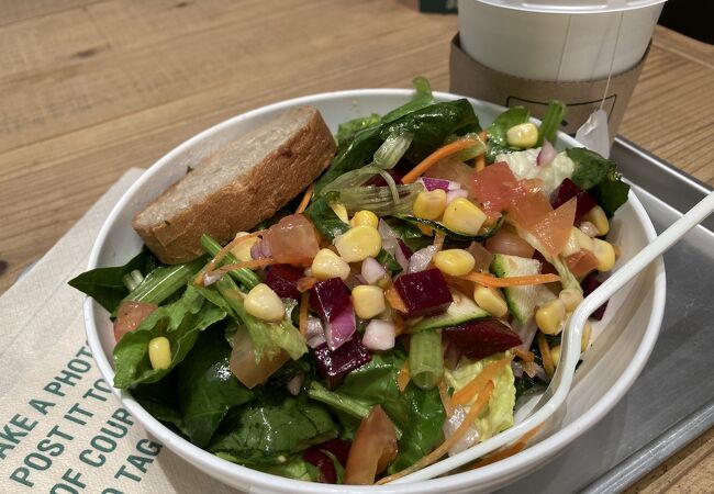 とにかくサラダが食べたいんだぜ！