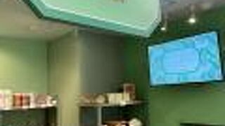 池袋駅構内　OQUINHO